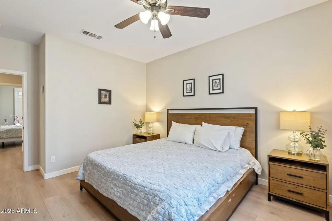 Real Estate Picture 28