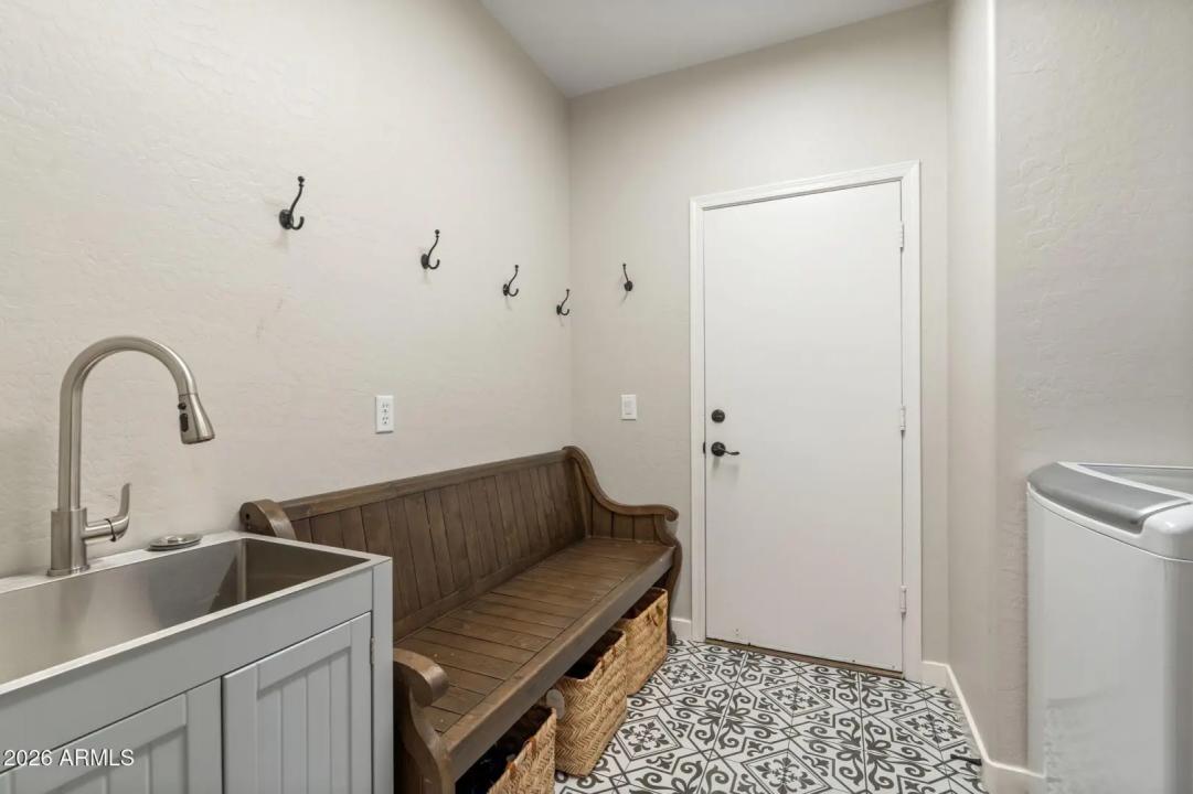 Real Estate Picture 27