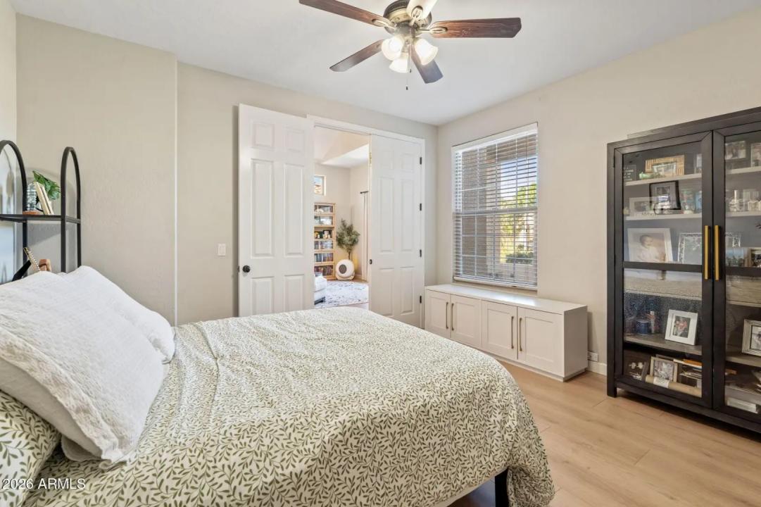 Real Estate Picture 32
