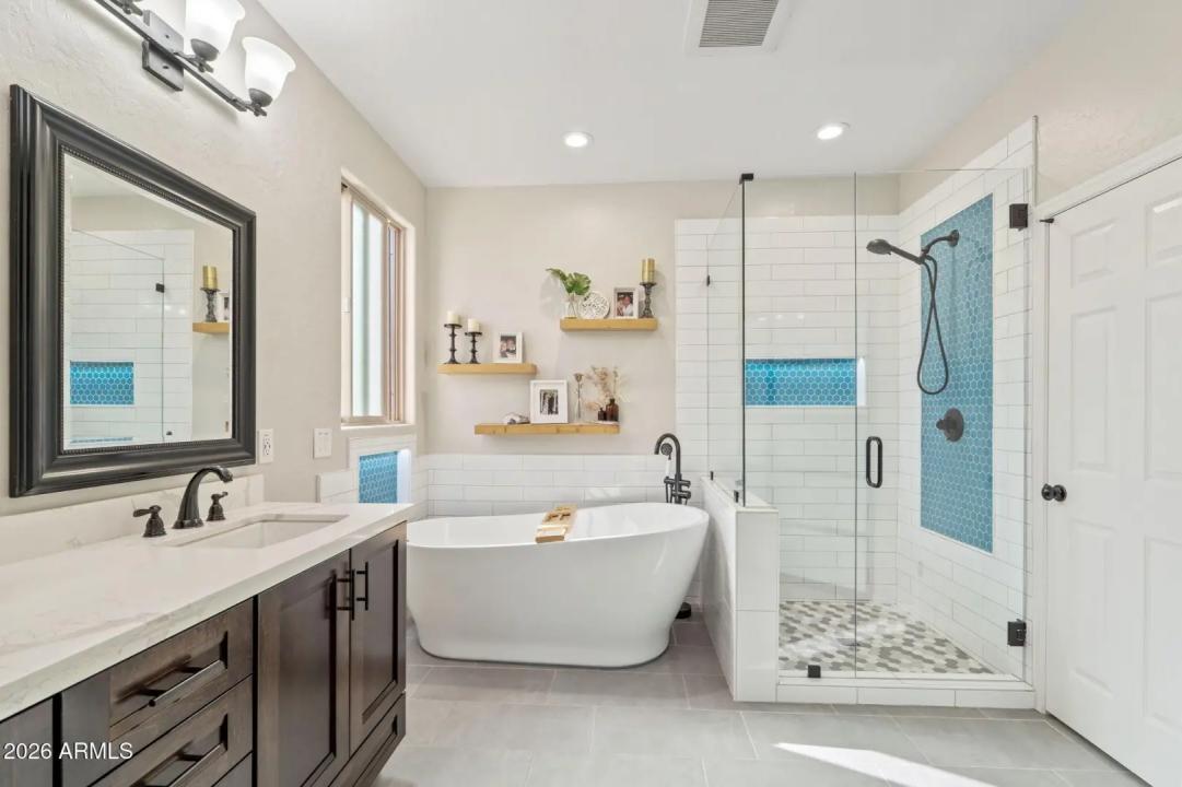 Real Estate Picture 37