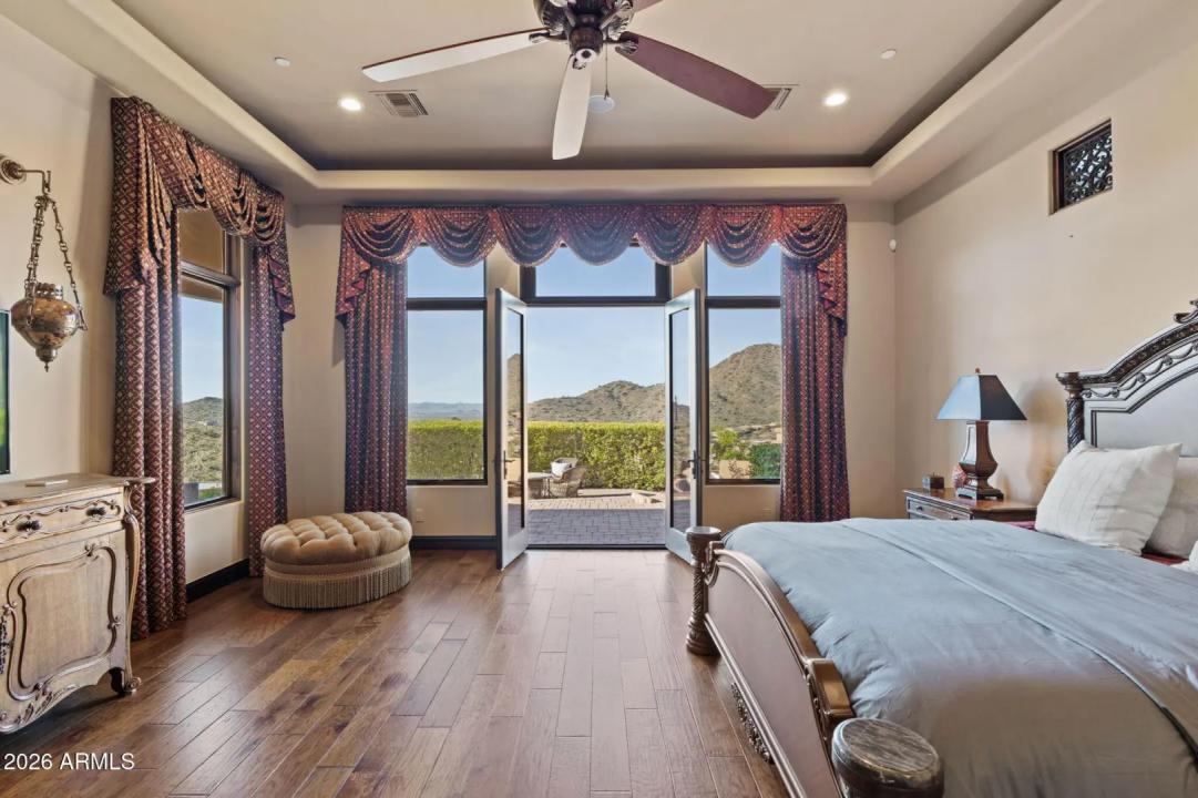 Real Estate Picture 16