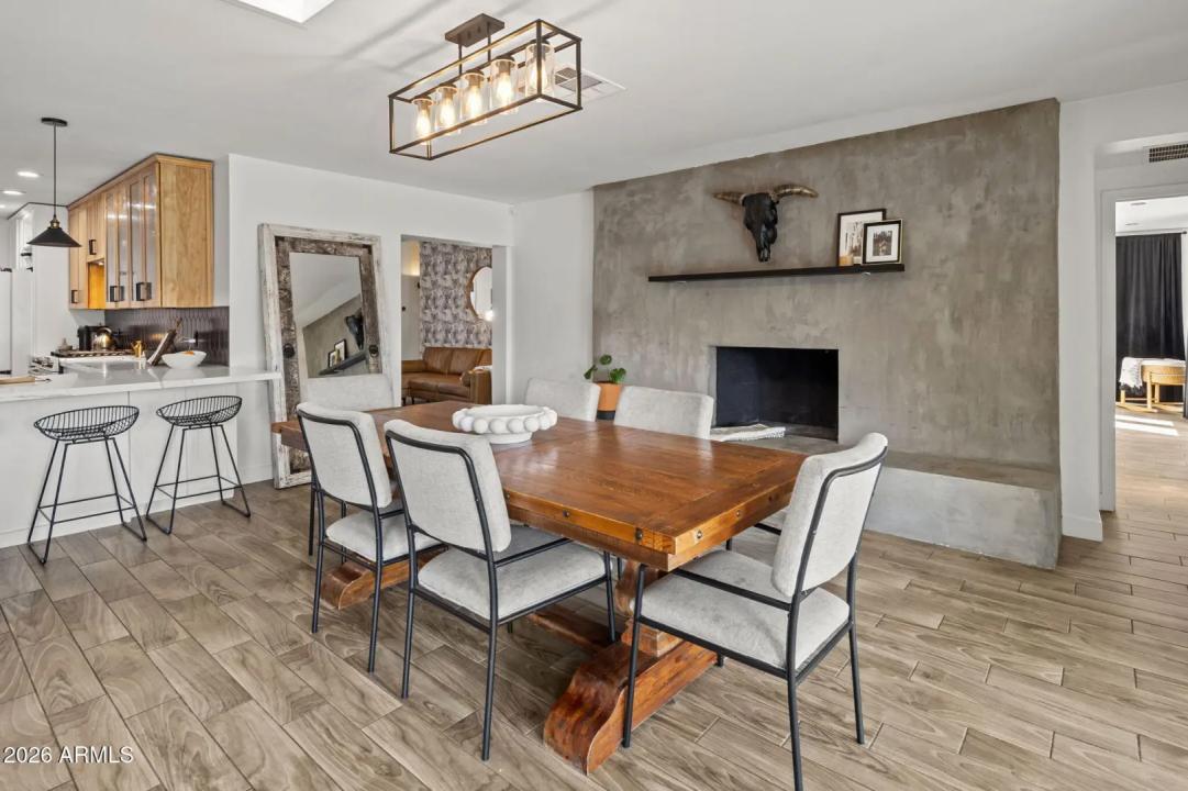 Real Estate Picture 21