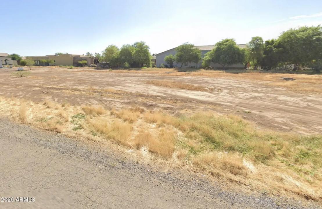 Real Estate Picture 2