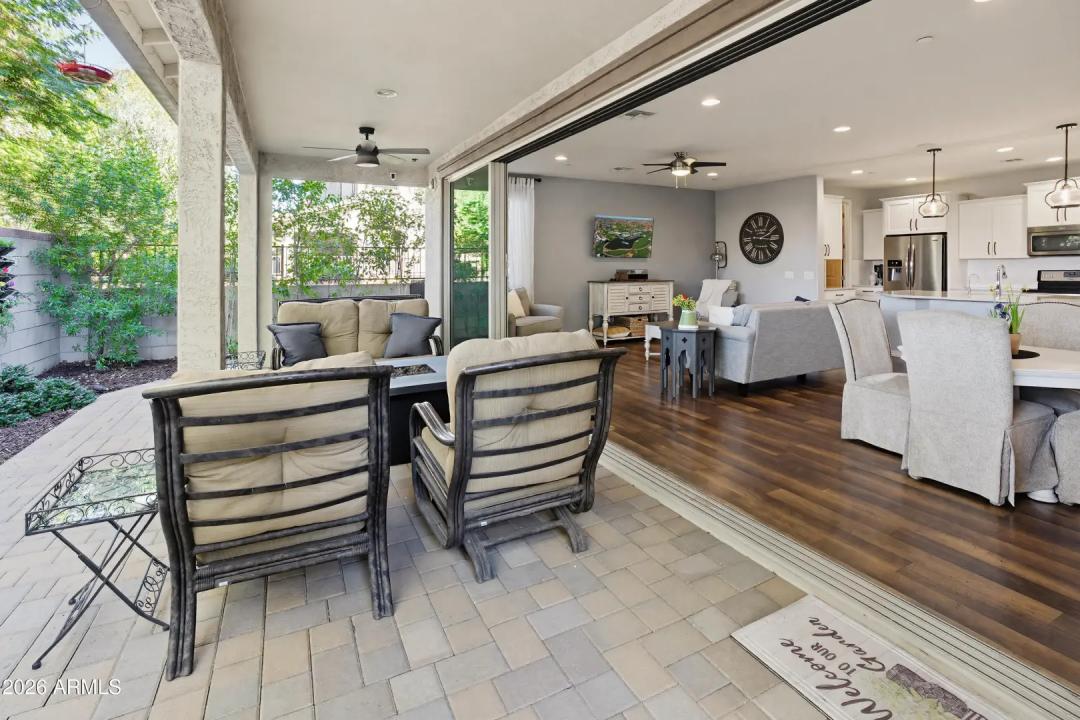 Real Estate Picture 25