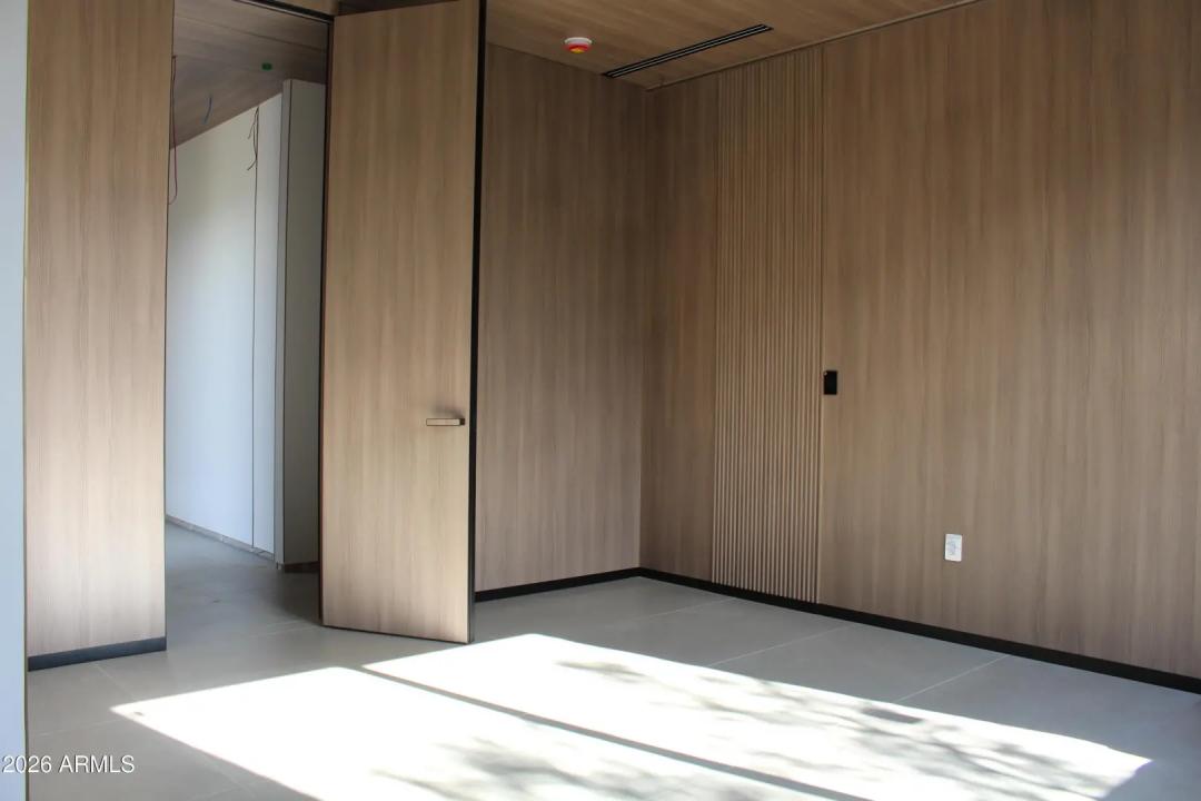 Real Estate Picture 19