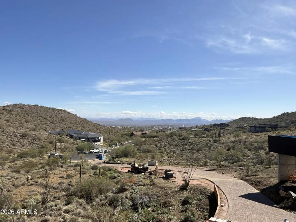 Real Estate Picture 2