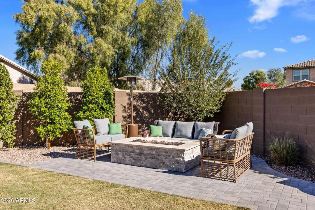 Real Estate Picture 28