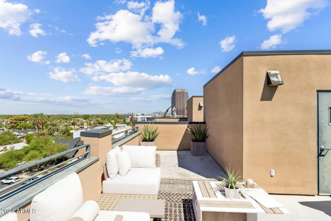 Real Estate Picture 34