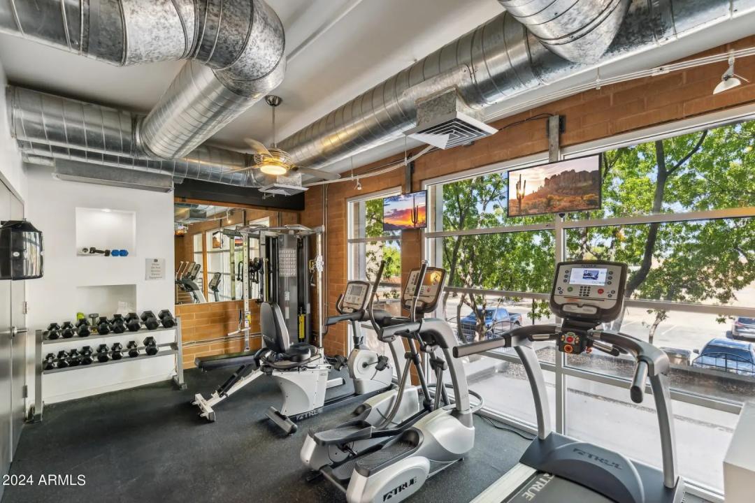 Real Estate Picture 38