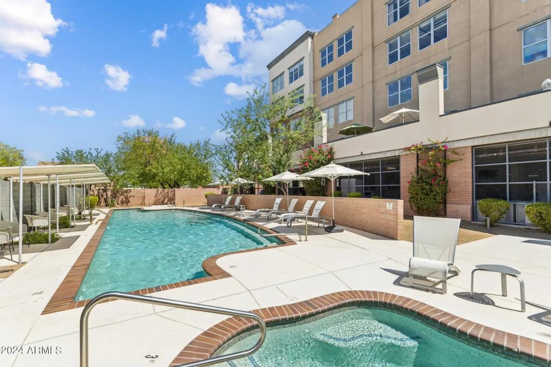 Real Estate Picture 40