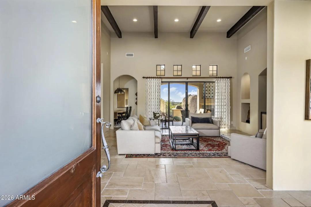 Real Estate Picture 6