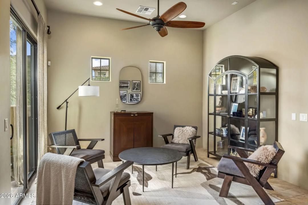 Real Estate Picture 13