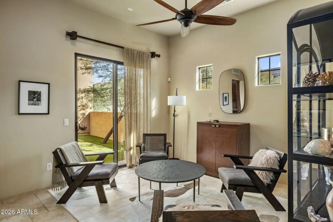 Real Estate Picture 14