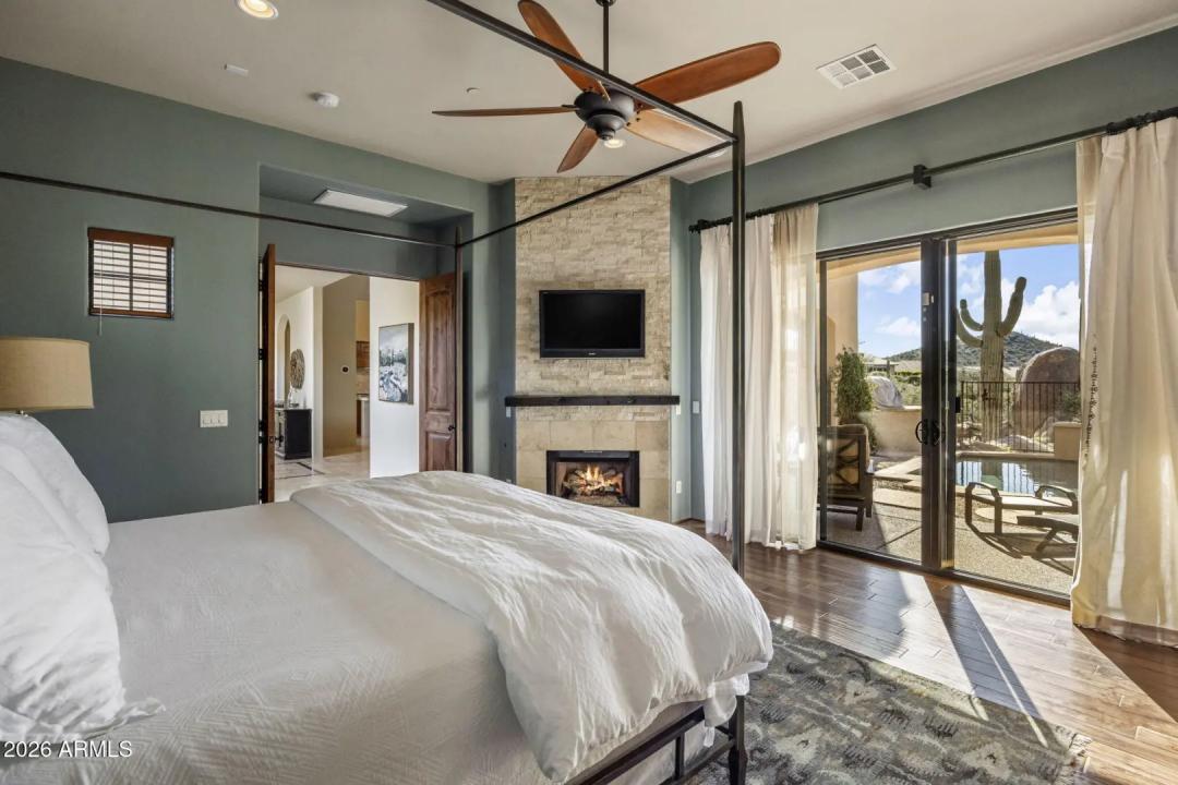 Real Estate Picture 17