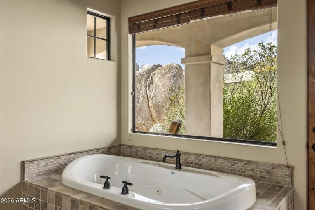 Real Estate Picture 26