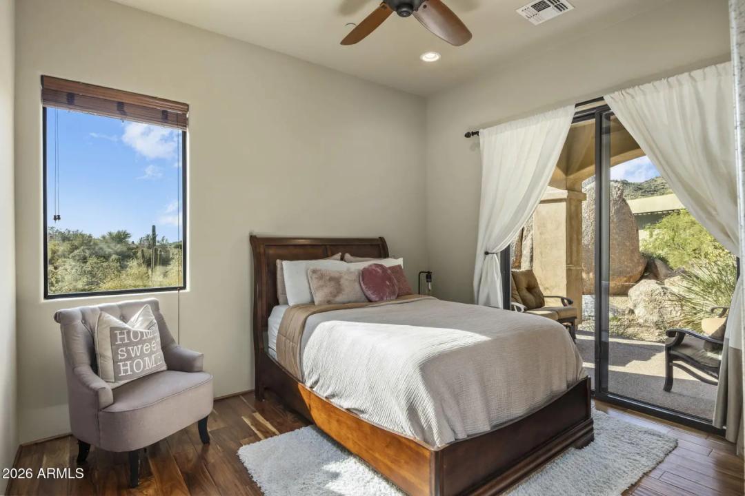 Real Estate Picture 27