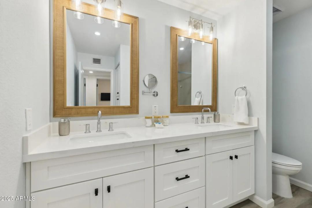 Real Estate Picture 18