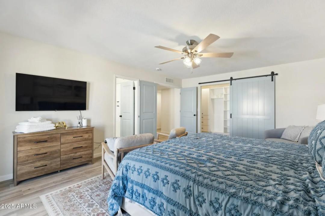 Real Estate Picture 23