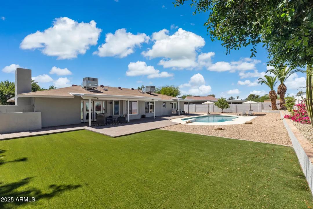 Real Estate Picture 27