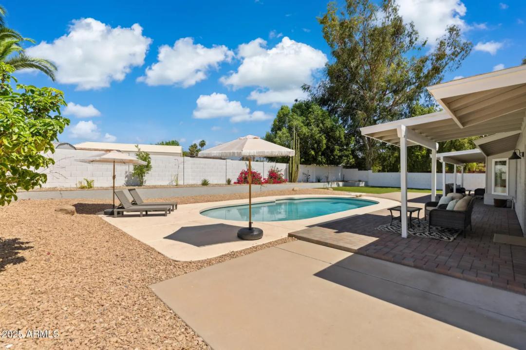 Real Estate Picture 29