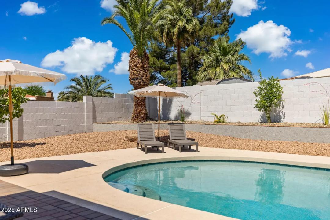 Real Estate Picture 30