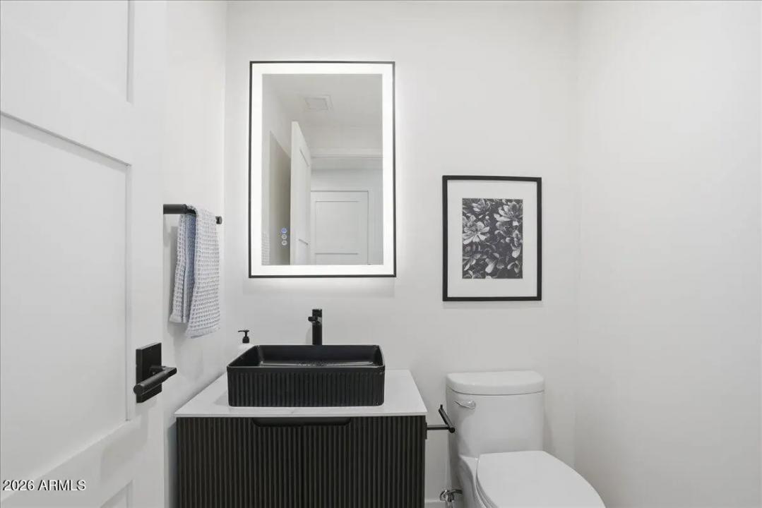 Real Estate Picture 33