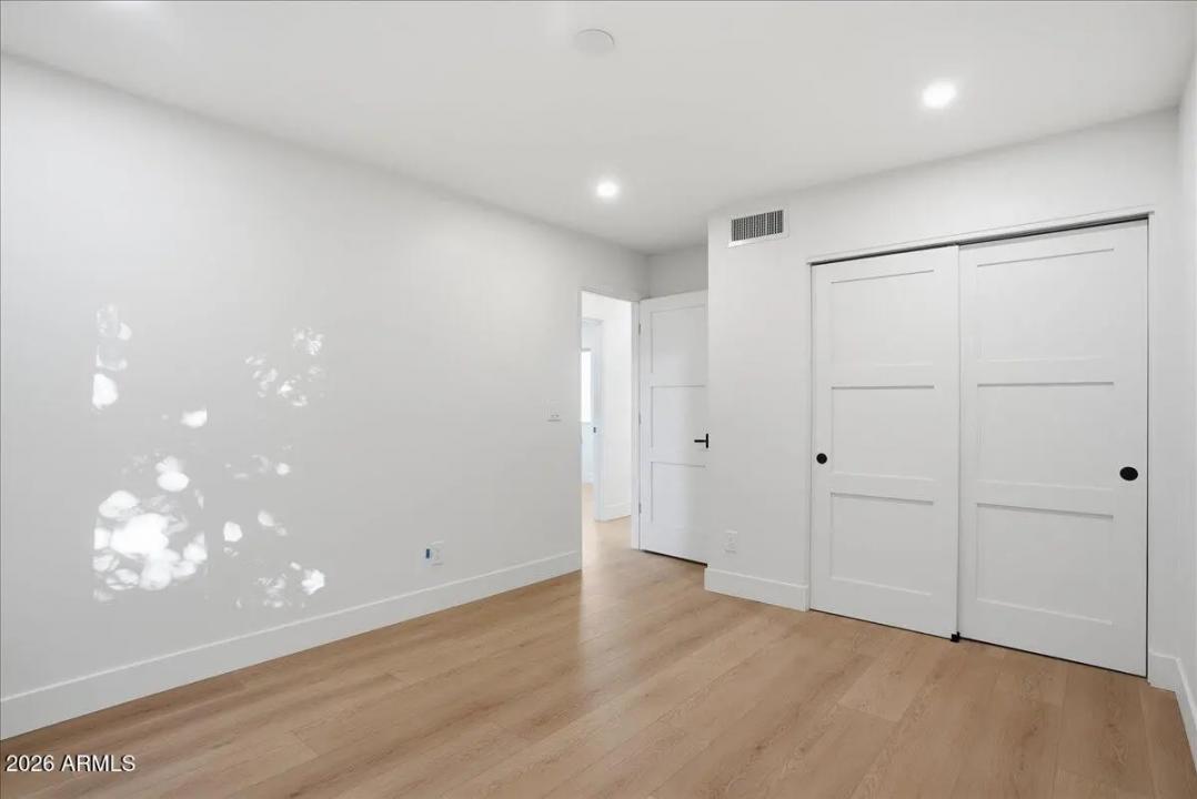 Real Estate Picture 35