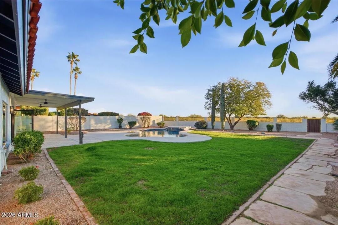 Real Estate Picture 45