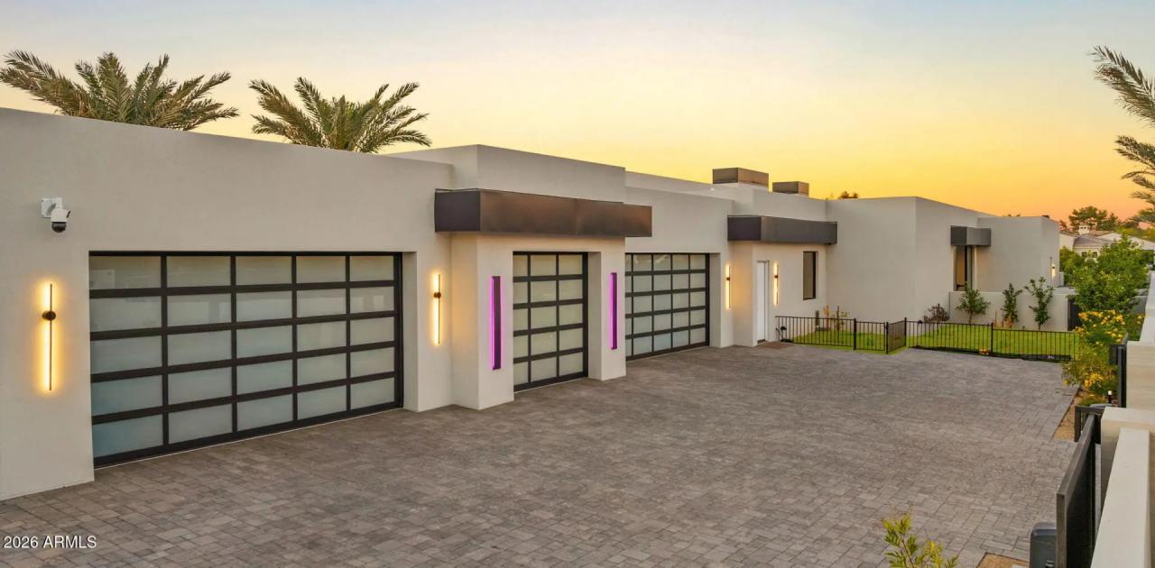 Real Estate Picture 9