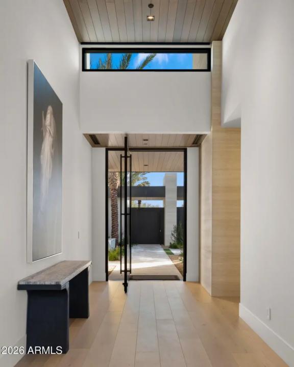 Real Estate Picture 17