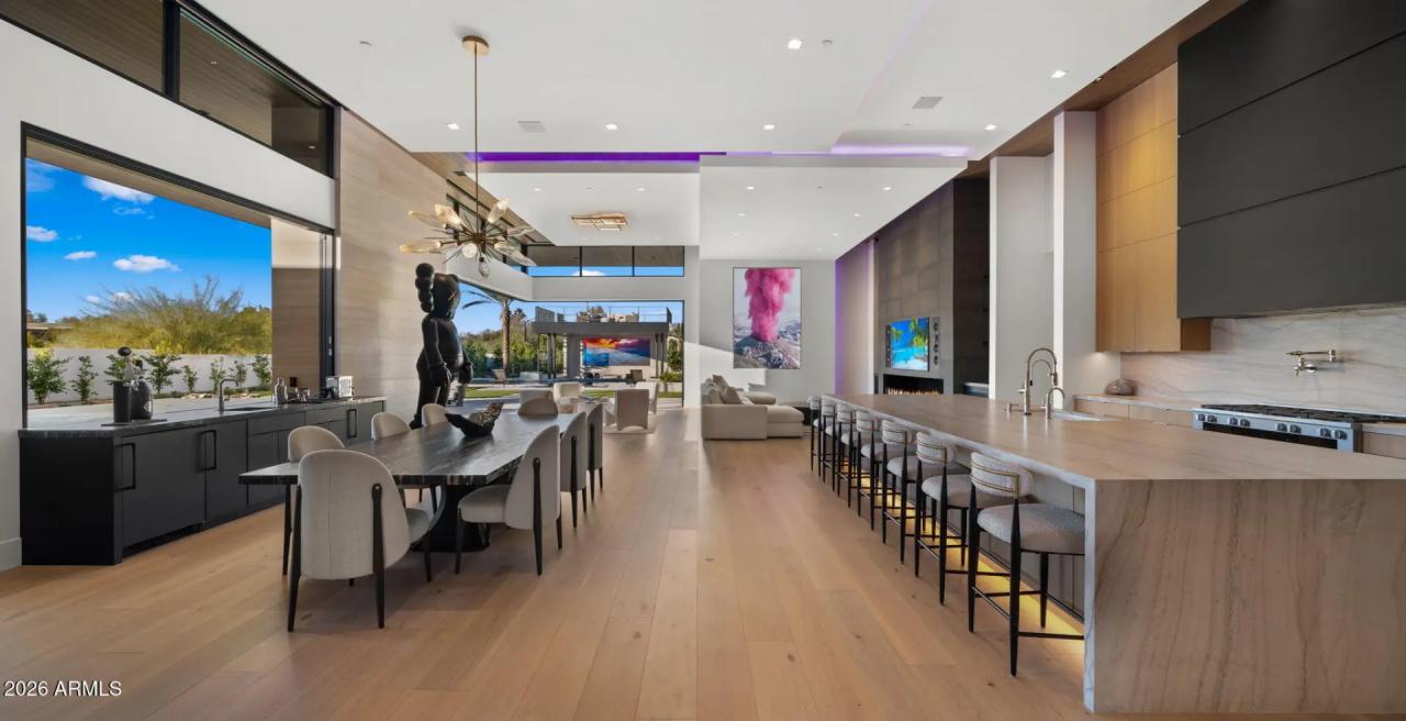 Real Estate Picture 19