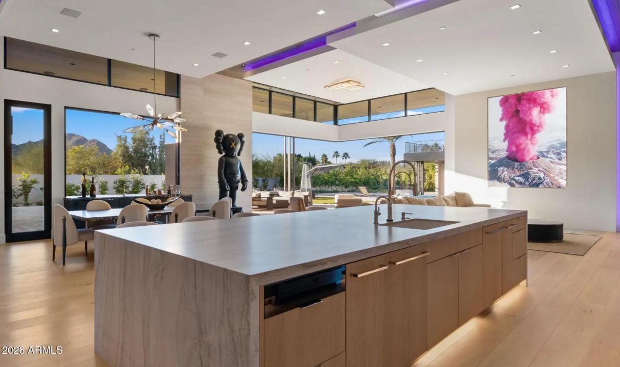 Real Estate Picture 27