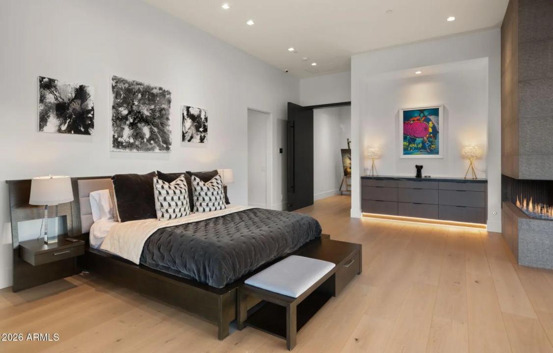 Real Estate Picture 60