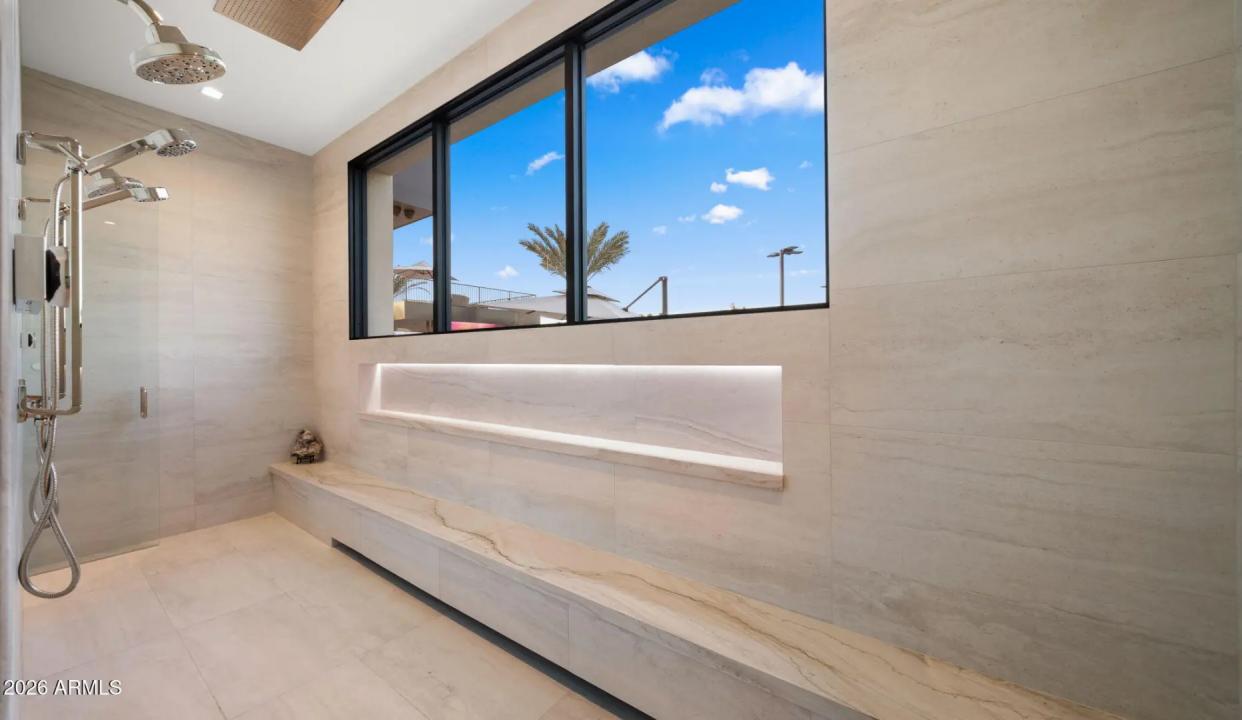 Real Estate Picture 70