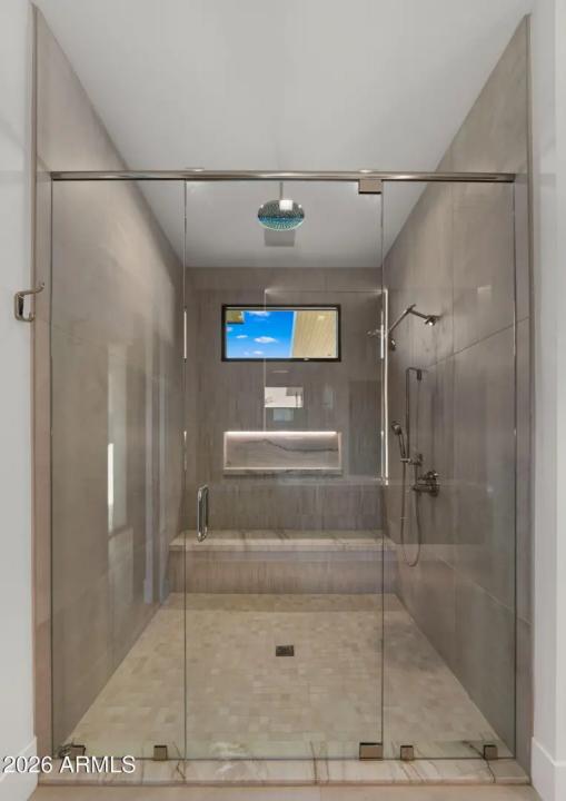 Real Estate Picture 90