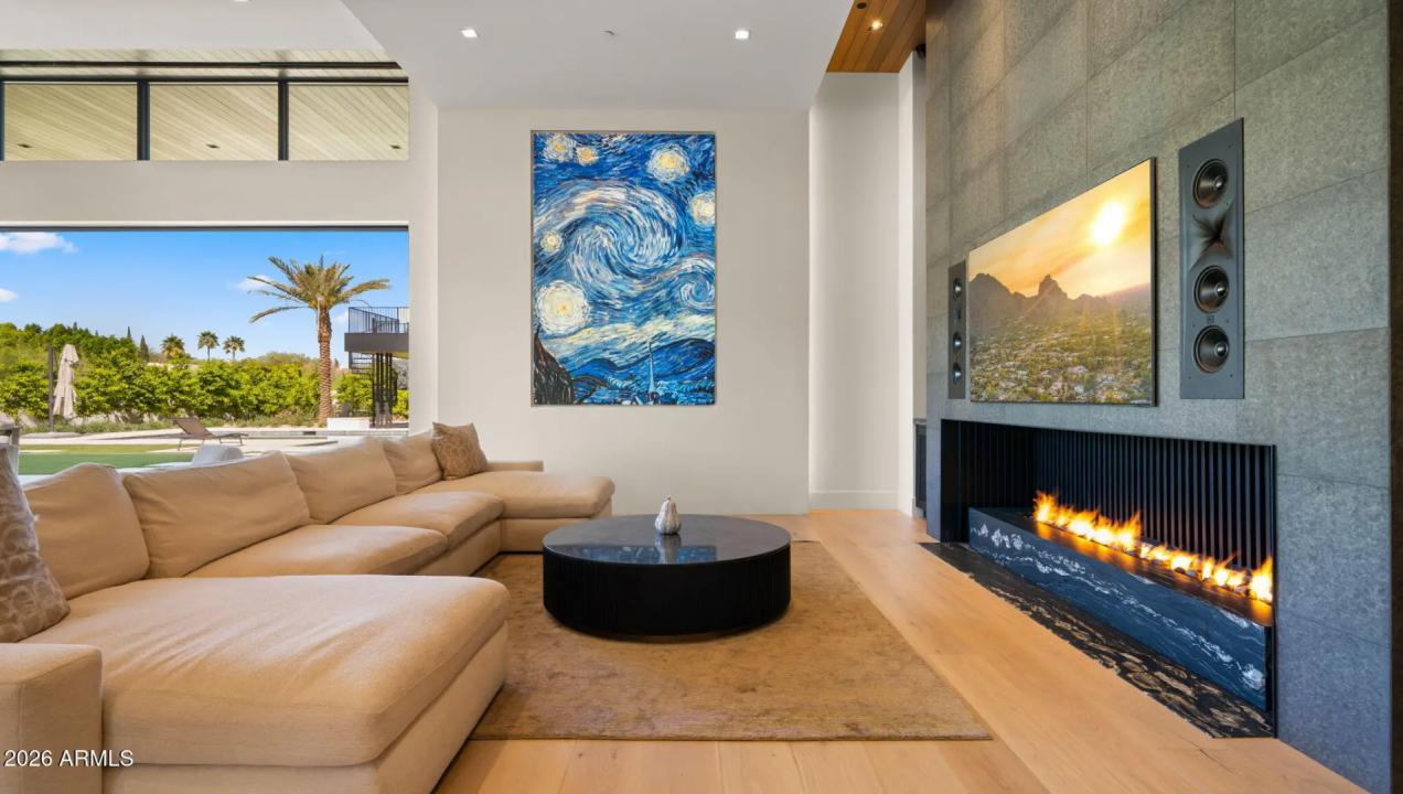 Real Estate Picture 37