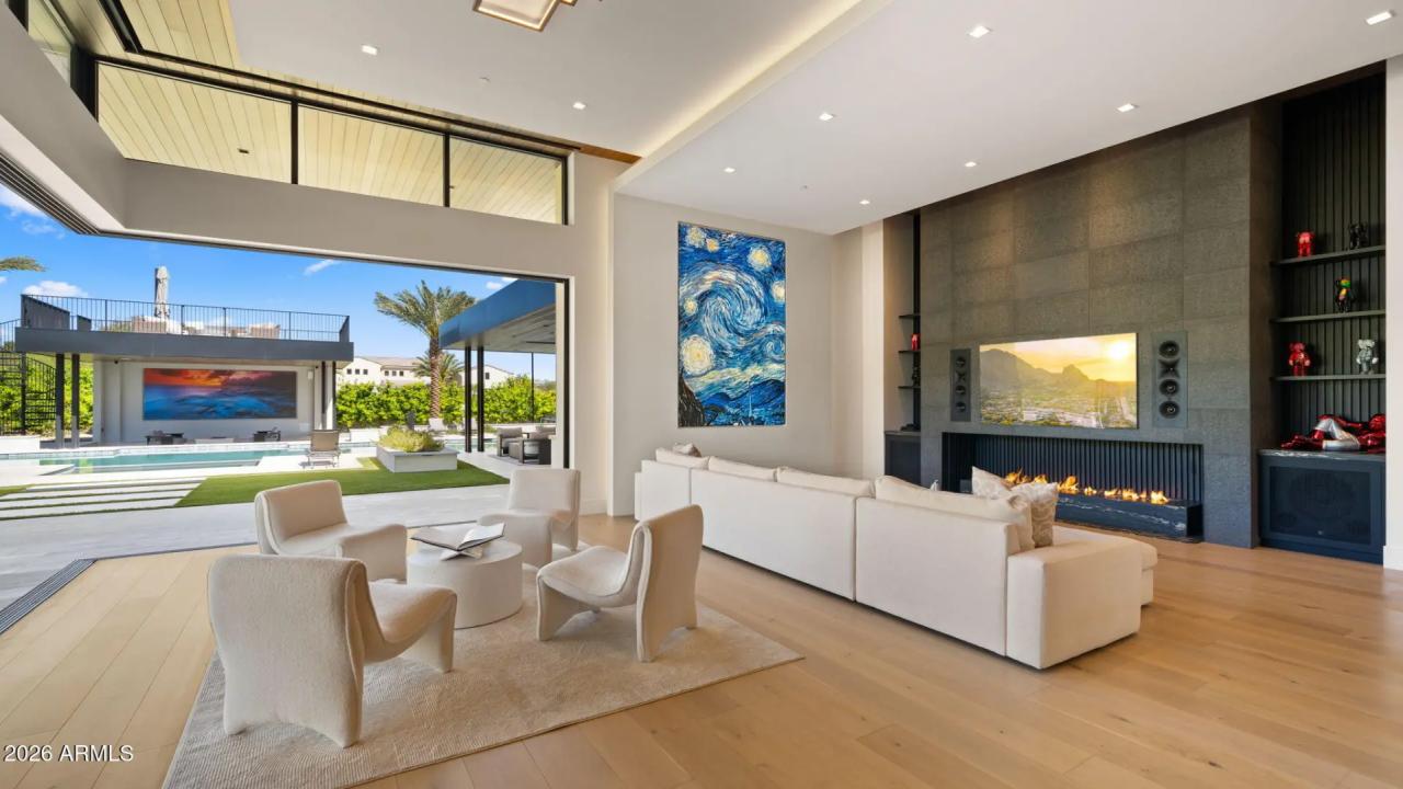 Real Estate Picture 20