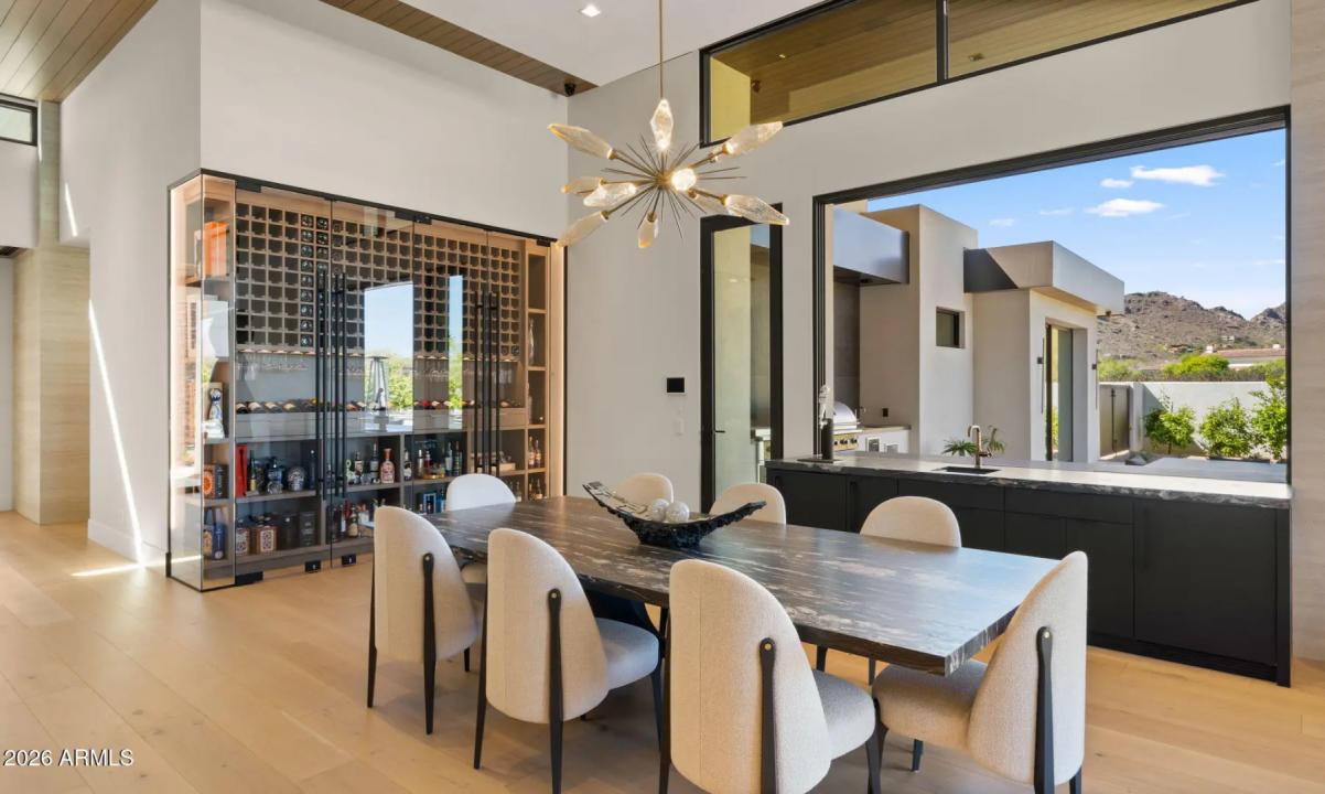 Real Estate Picture 33