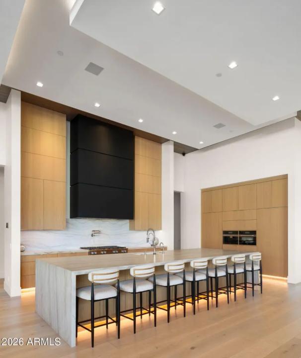 Real Estate Picture 27