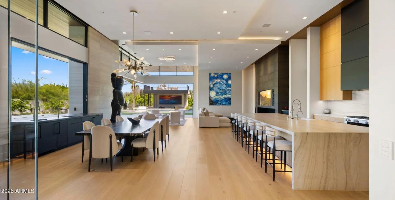 Real Estate Picture 18