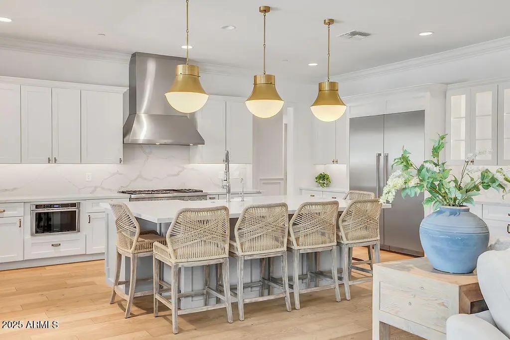 Real Estate Picture 10