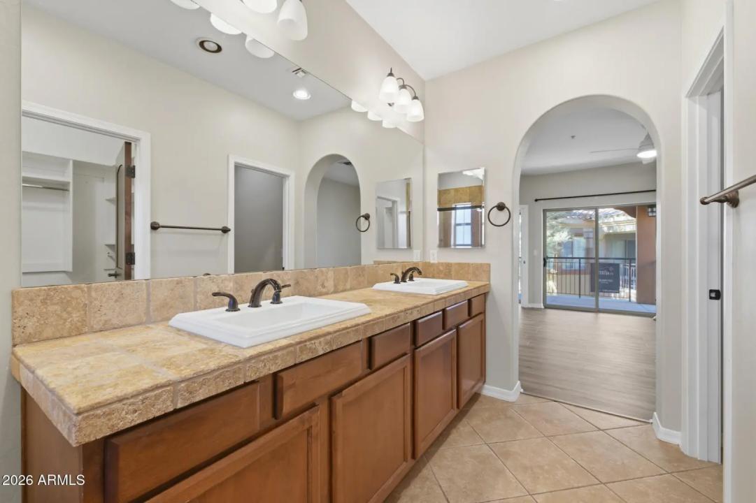 Real Estate Picture 27