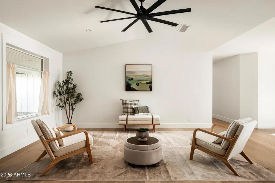 Real Estate Picture 35