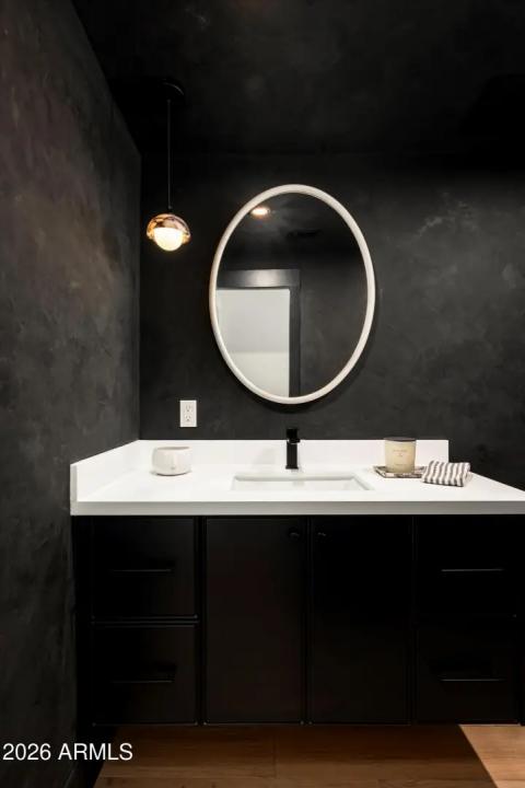 Real Estate Picture 12