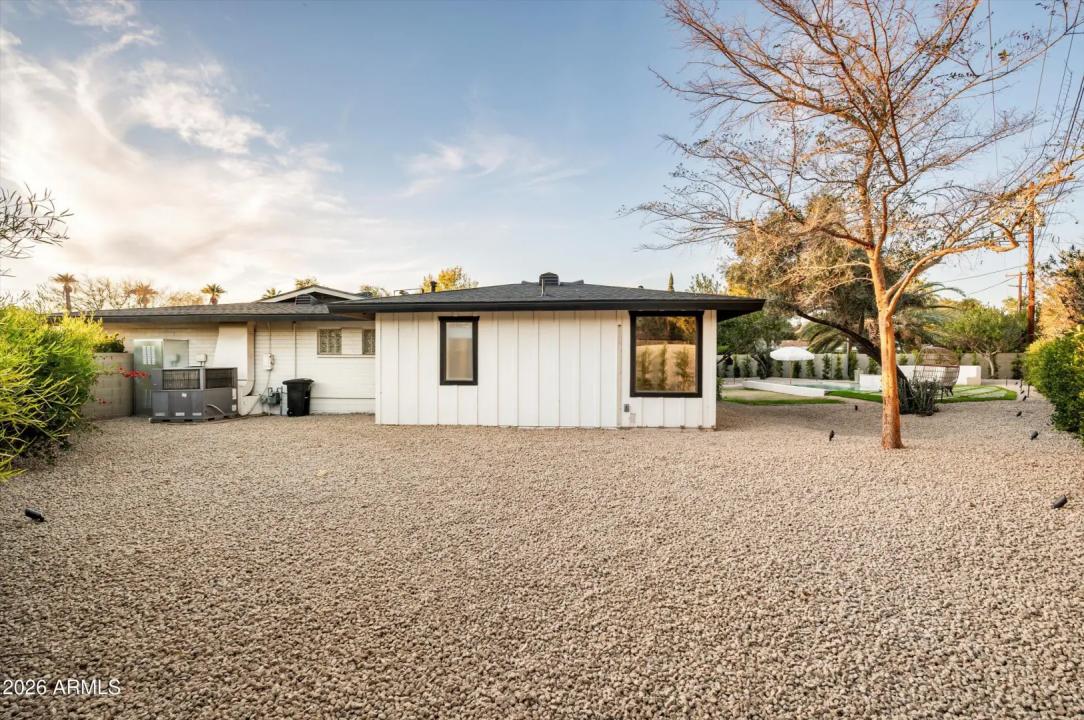 Real Estate Picture 28