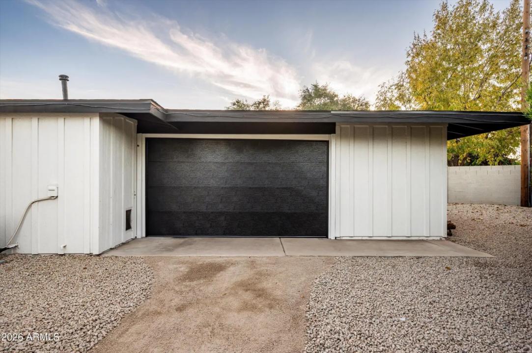 Real Estate Picture 27