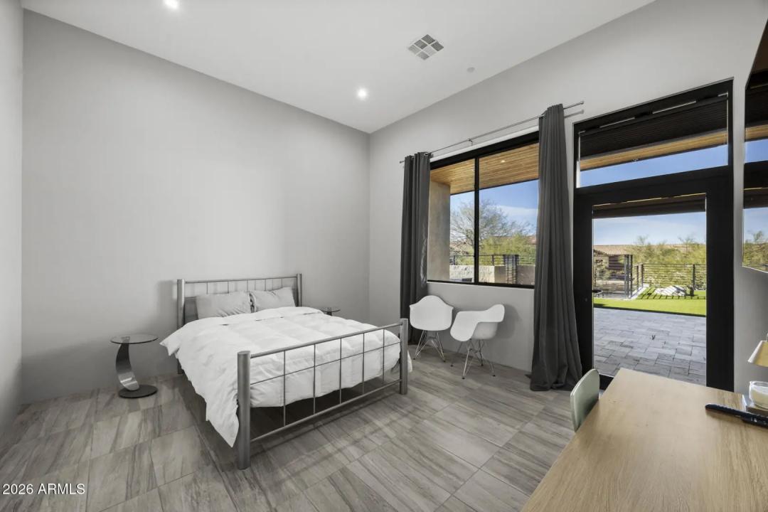 Real Estate Picture 34