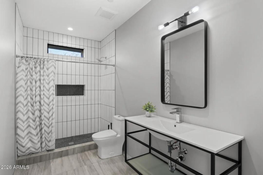 Real Estate Picture 39