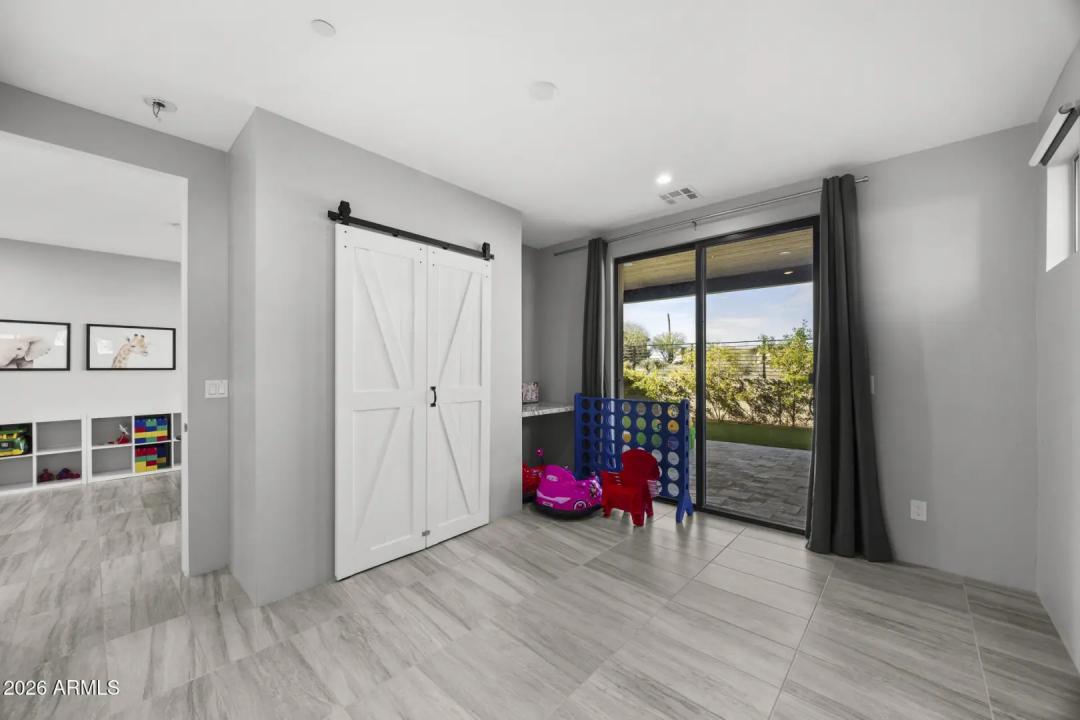 Real Estate Picture 38