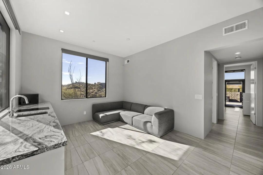 Real Estate Picture 45